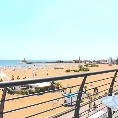 Riviera Hotel 3*