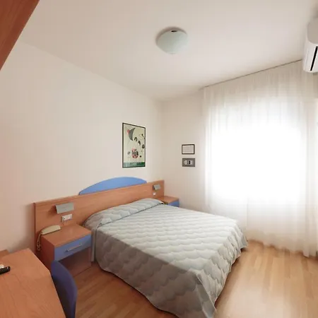Riviera Hotel 3*