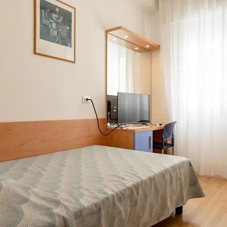 Hotel Riviera 3*